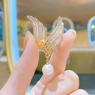 Wings Pearl Hijab Brooch / Hijab Pin